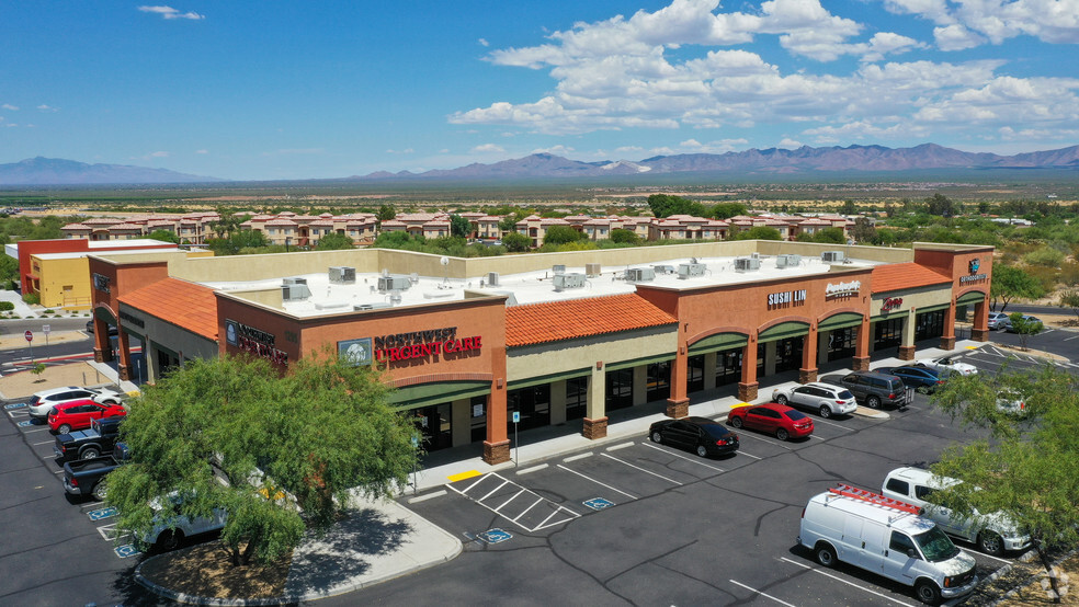 1295 W Duval Mine Rd, Green Valley, AZ for rent - Primary Photo - Image 1 of 4