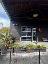 6770 McKinley St, Sebastopol, CA to rent Interior Photo- Image 1 of 10