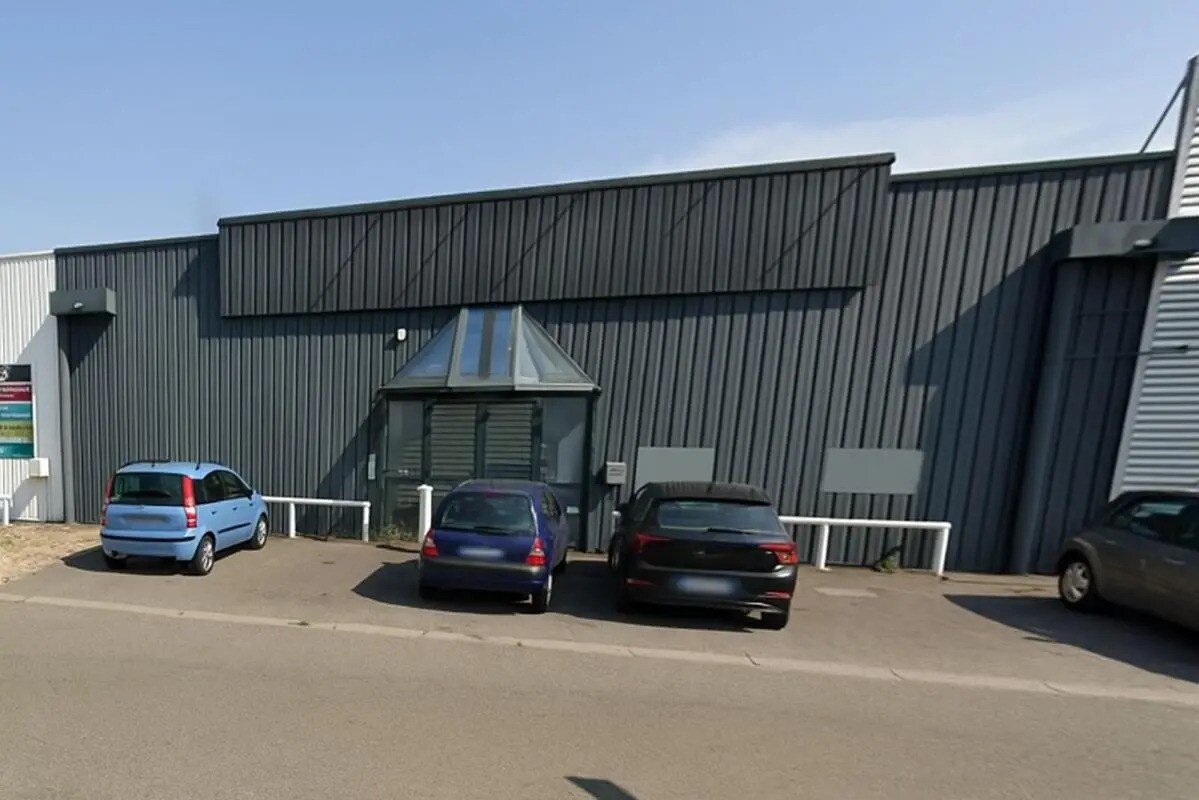 Retail in Portet-sur-Garonne to rent Building Photo- Image 1 of 2