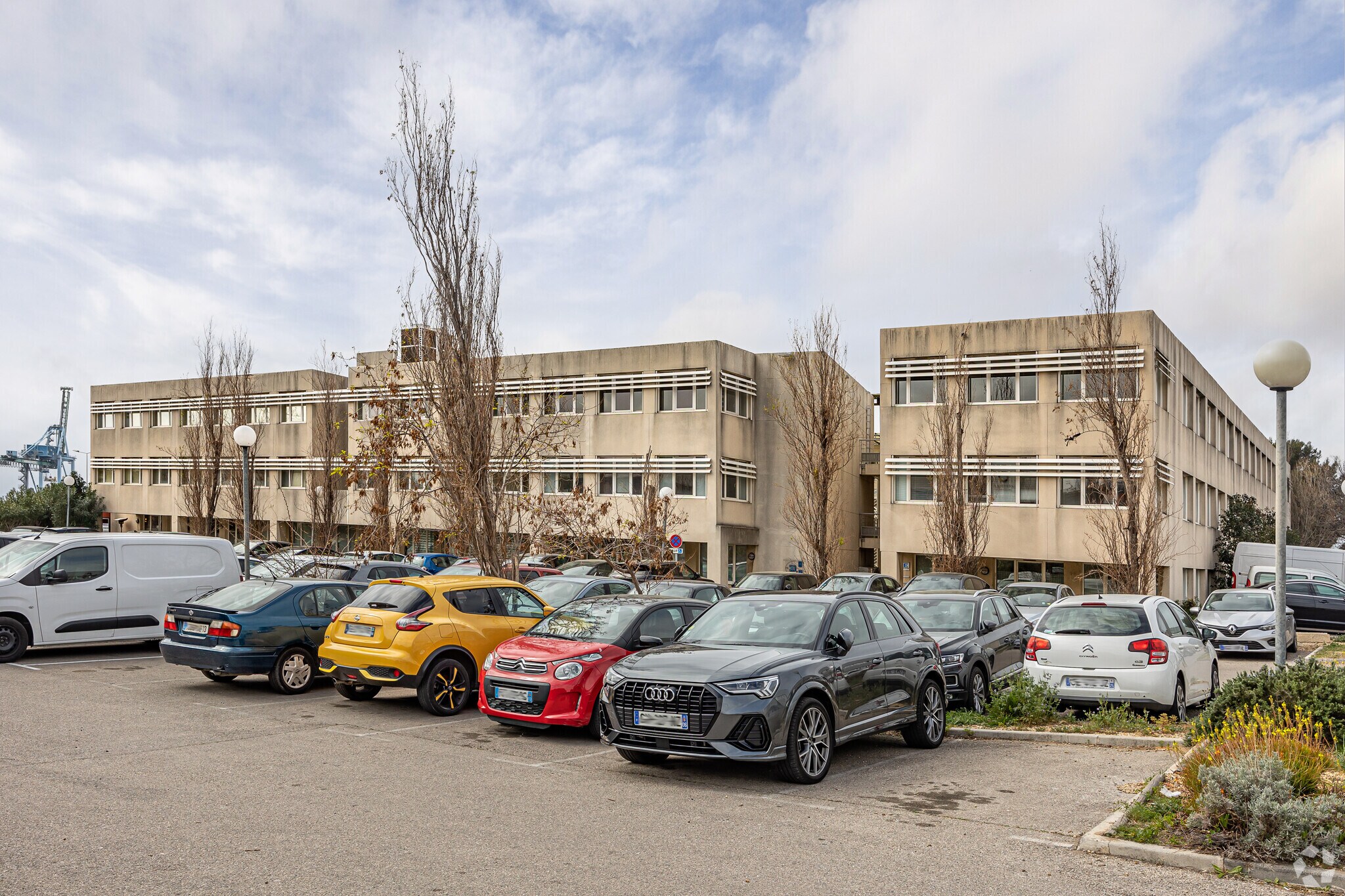 Office in Marseille to rent Primary Photo- Image 1 of 4