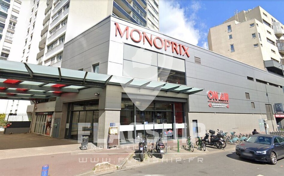 Retail in Malakoff to rent - Building Photo - Image 2 of 5