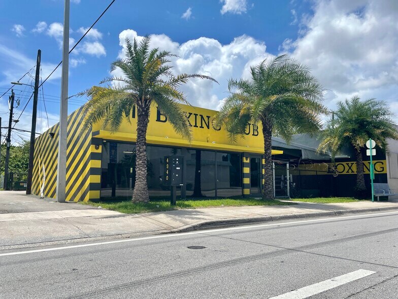 4940 NW 7th Ave, Miami, FL for sale - Building Photo - Image 1 of 10