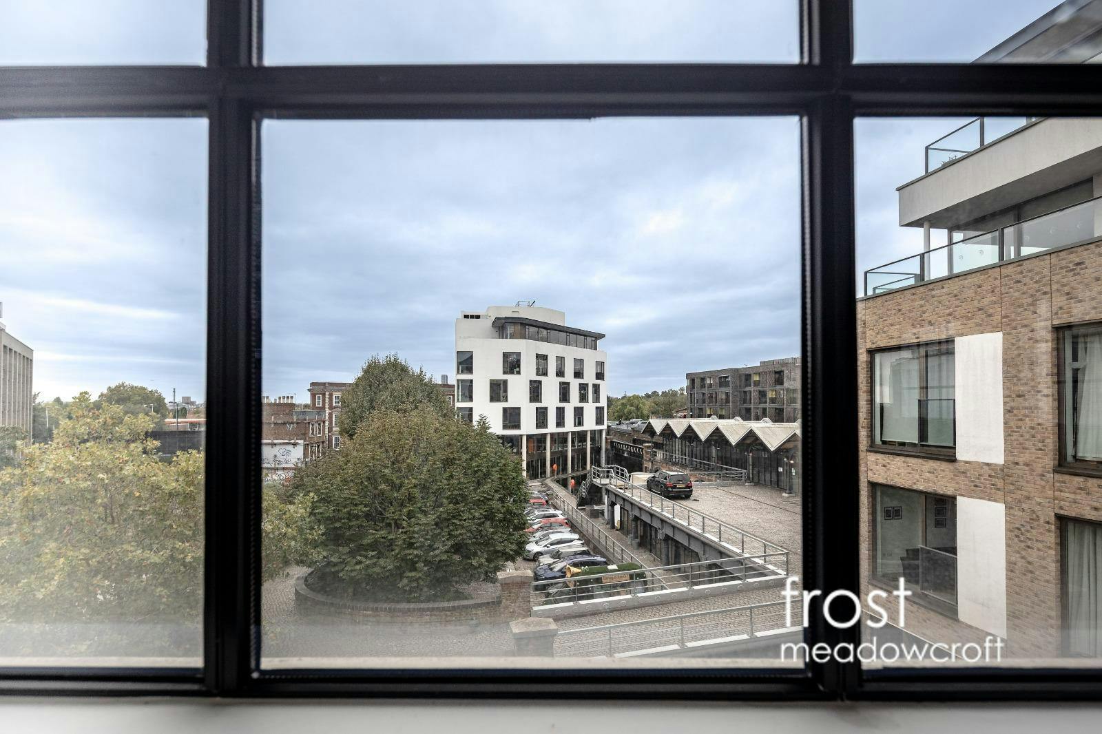 326 Kensal Rd, London to rent Interior Photo- Image 1 of 6