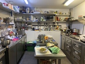 Retail in Barcelona, Barcelona to rent Interior Photo- Image 2 of 4