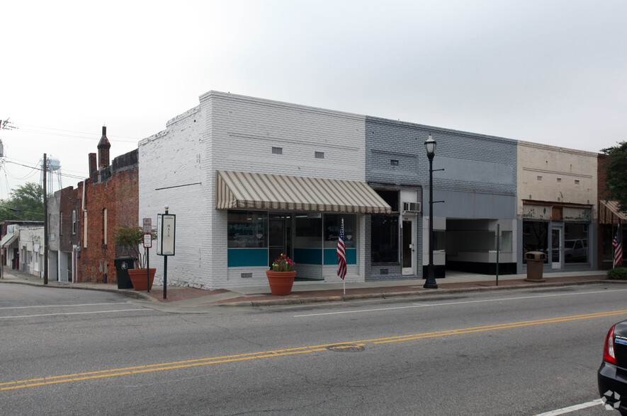 202-206 S Main St, Laurinburg, NC for sale - Primary Photo - Image 1 of 1