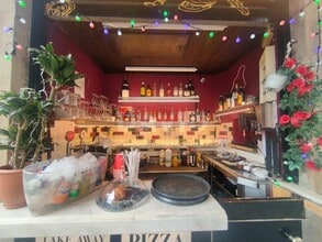 Retail in Barcelona, Barcelona to rent Interior Photo- Image 1 of 13