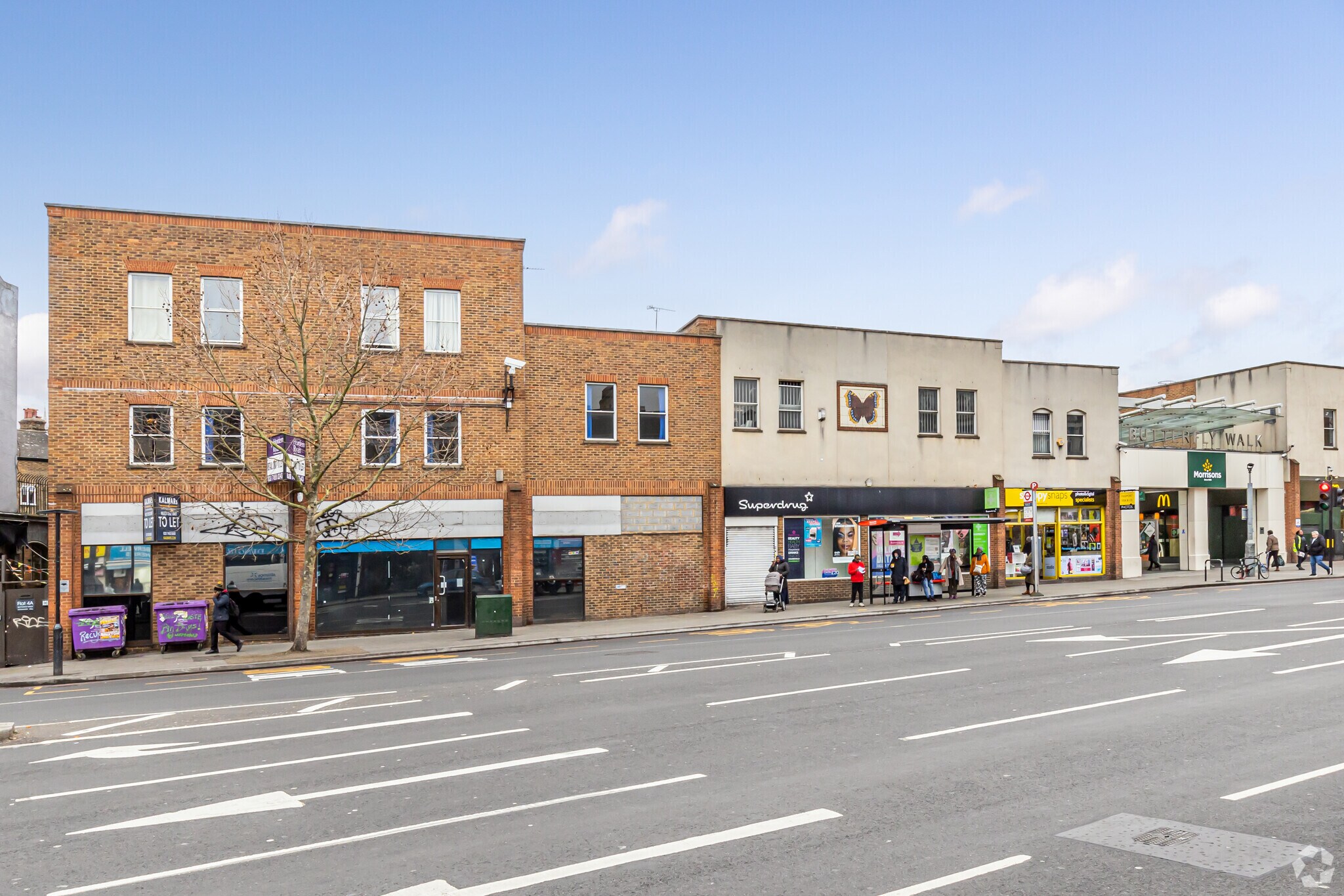 Denmark Hl, London for sale Primary Photo- Image 1 of 1