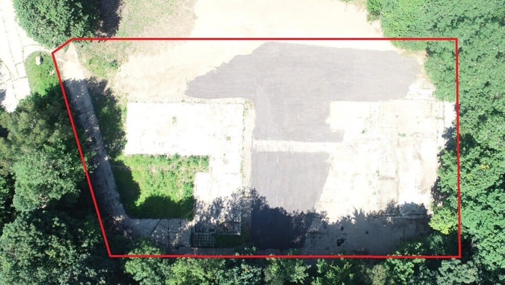 1-6 Nutfield Rd, Merstham to rent - Aerial - Image 3 of 11