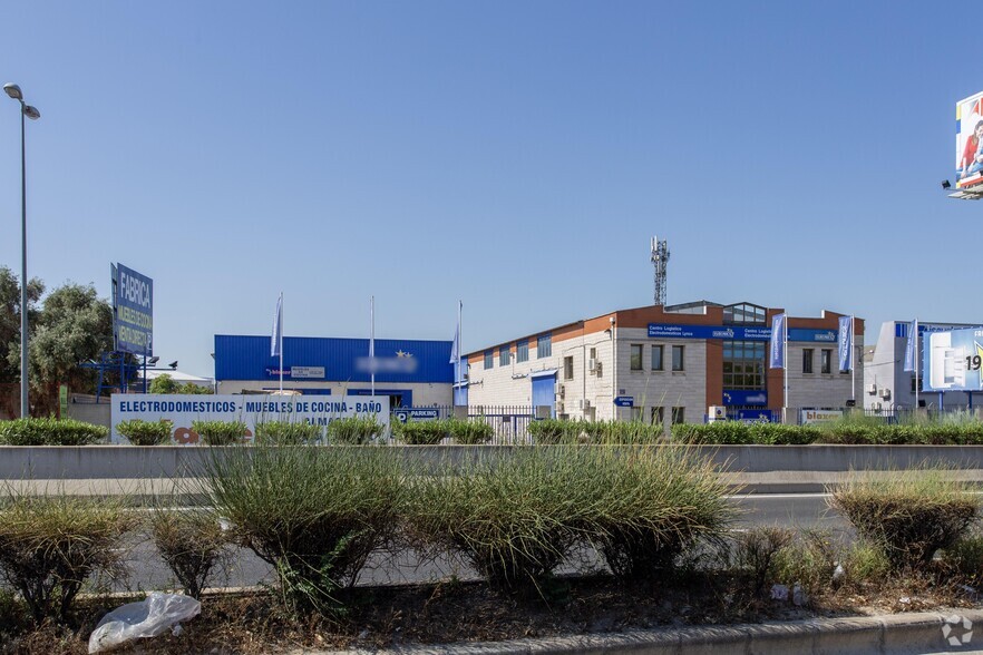 Industrial in Arganda del Rey, MAD for rent - Primary Photo - Image 1 of 6