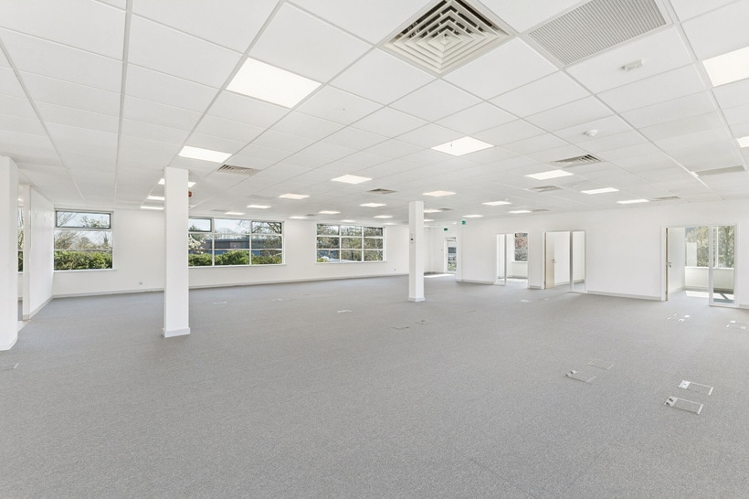 Beechwood, Grove Business Park, White Waltham, Maidenhead to rent Interior Photo- Image 1 of 6