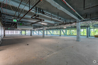 1300 SW Fifth Ave, Portland, OR for rent Interior Photo- Image 1 of 5