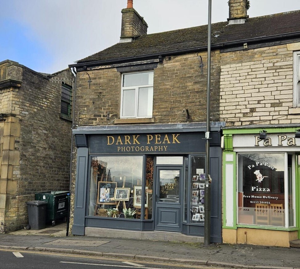 80 Market St, High Peak to rent Building Photo- Image 1 of 2