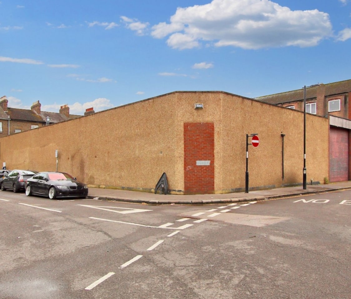 30 Union Rd, Croydon for sale Primary Photo- Image 1 of 26