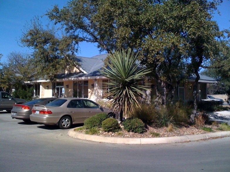 1862 W Bitters Rd, San Antonio, TX for sale - Building Photo - Image 1 of 1