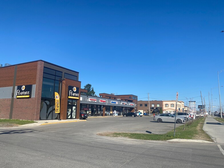 1896-1920 Ch Gascon, Terrebonne, QC for rent - Building Photo - Image 2 of 3