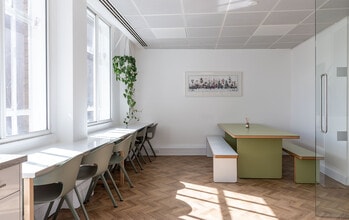 296-302 High Holborn, London to rent Interior Photo- Image 2 of 11