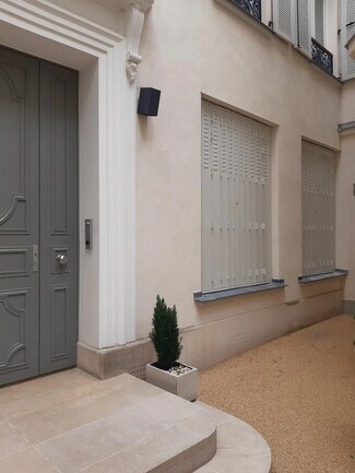 More details for 16 Rue Clauzel, Paris - Retail to Rent