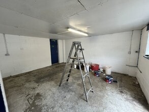 Warren Wood Industrial Estate, Stapleford to rent Interior Photo- Image 2 of 4