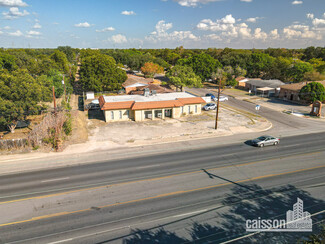 More details for 1616 S WW White Rd, San Antonio, TX - Office/Retail for Rent