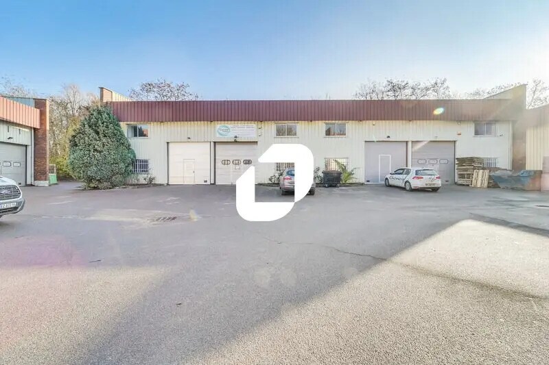 Office in Lisses to rent - Building Photo - Image 2 of 10