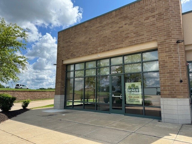 3890 Rangeline St, Columbia, MO for rent - Building Photo - Image 1 of 3