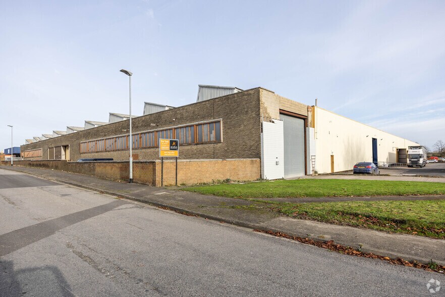 Walworth Rd, Newton Aycliffe for sale - Primary Photo - Image 1 of 1