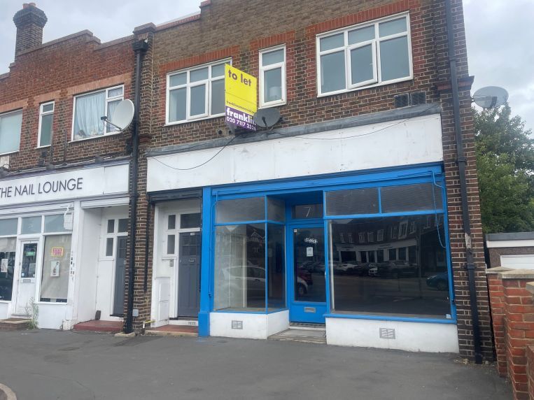 7 Stoneleigh Park Rd, Epsom to rent - Building Photo - Image 2 of 9