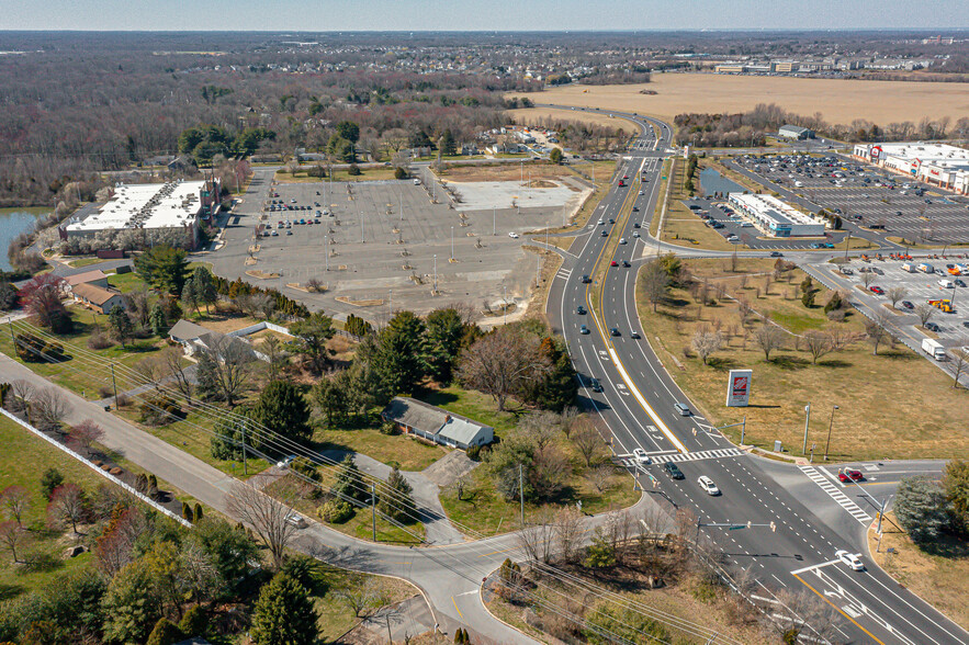 73 Berlin Cross Keys Rd, Williamstown, NJ for sale - Building Photo - Image 2 of 68