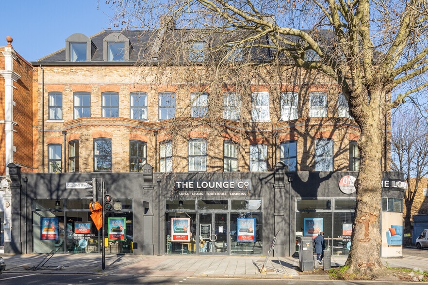 104-106 Chiswick High Rd, London to rent - Building Photo - Image 3 of 11