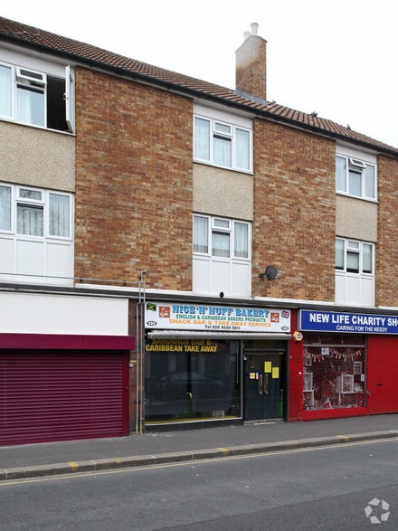 133 Wood St, London to rent - Primary Photo - Image 1 of 3