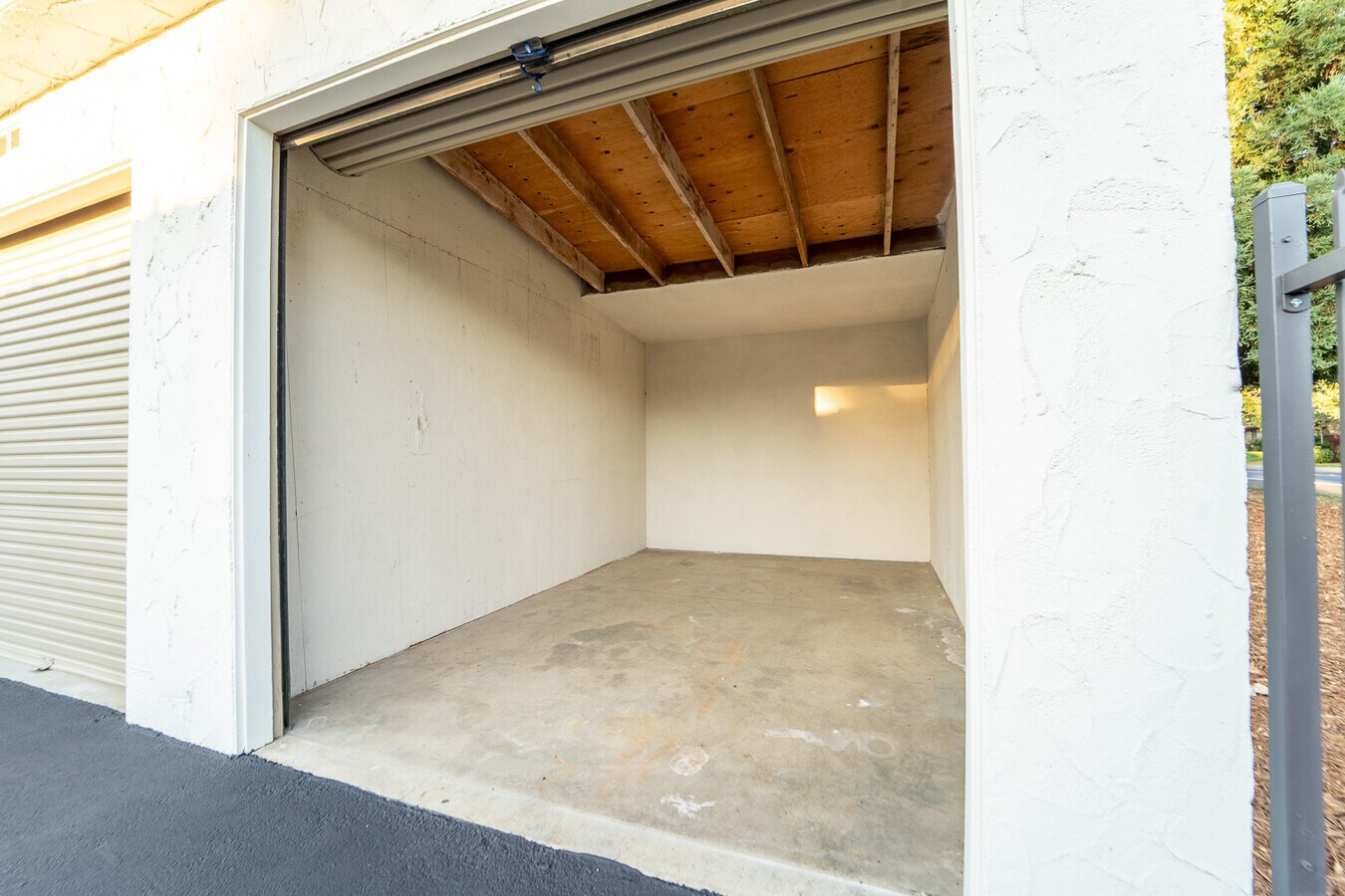 27012804 Burnap Ave, Chico 95973 Speciality for Sale UK