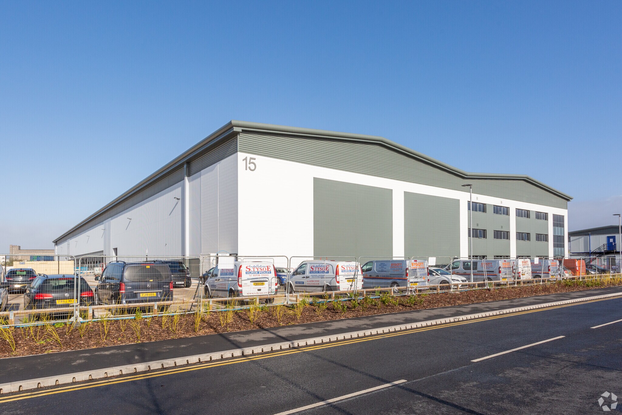 Unit 15 Kings Weston Ln, Avonmouth for sale Primary Photo- Image 1 of 1