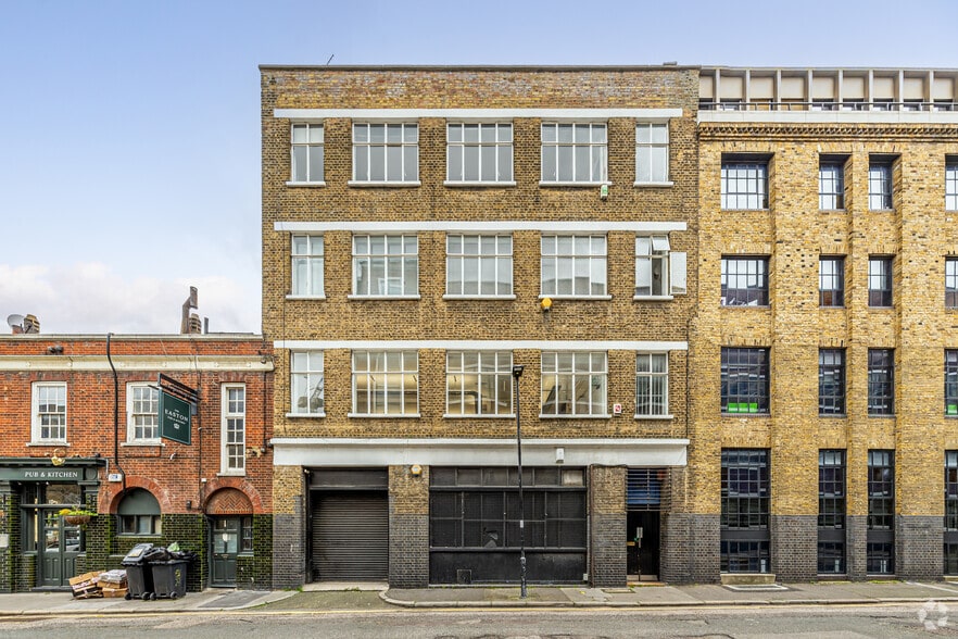 23-24 Easton St, London for sale - Primary Photo - Image 1 of 1