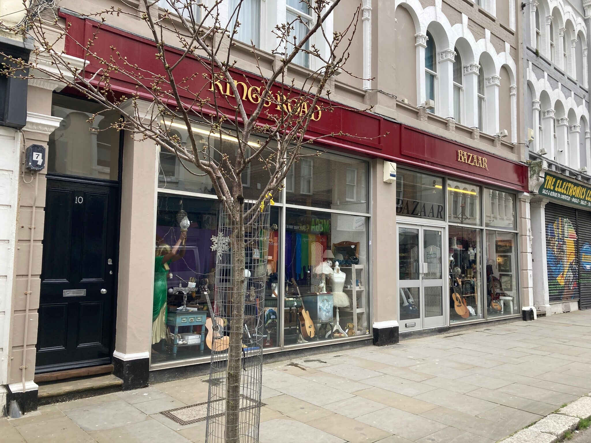 10-11 Kings Rd, St Leonards On Sea for sale Building Photo- Image 1 of 1