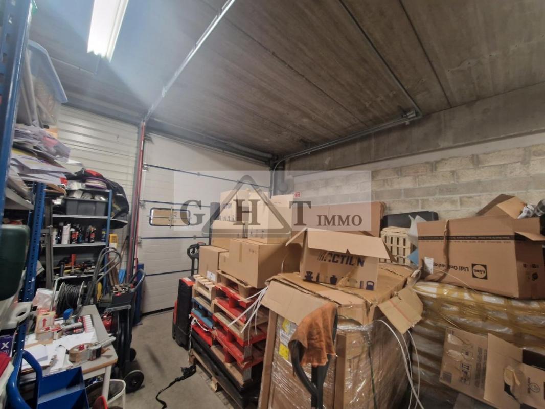 Industrial in Stains for sale Interior Photo- Image 1 of 14
