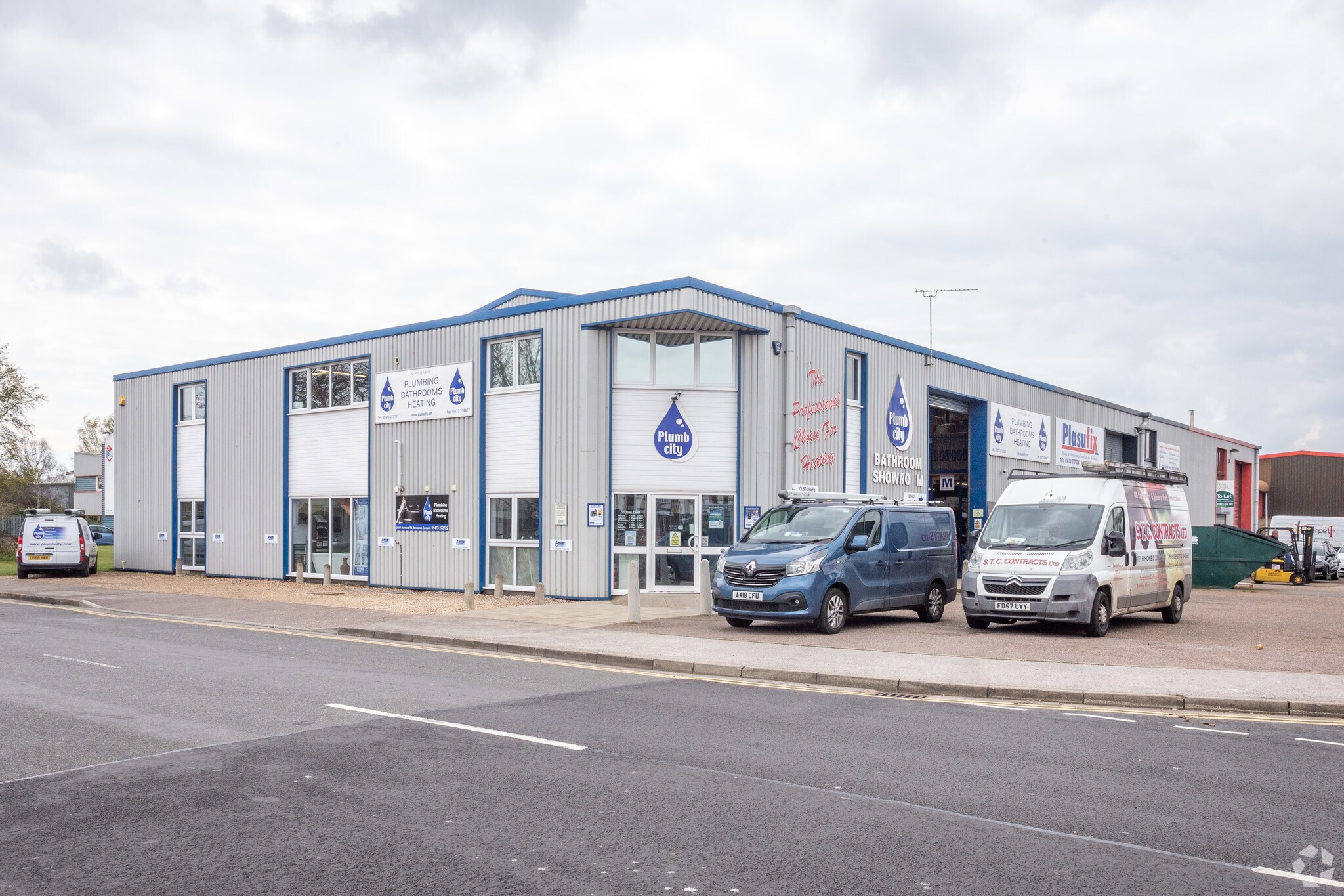 Bermuda Rd, Ipswich for sale Primary Photo- Image 1 of 1