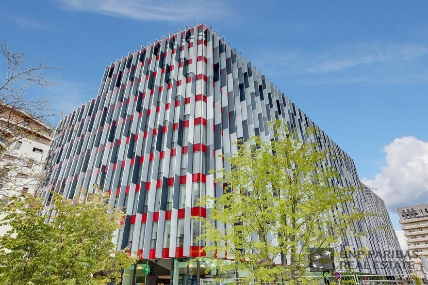 36-42 Avenue Pierre Lefaucheux, Boulogne-Billancourt to rent - Building Photo - Image 1 of 20