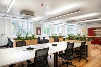 140-142 St John St, London to rent Interior Photo- Image 2 of 6