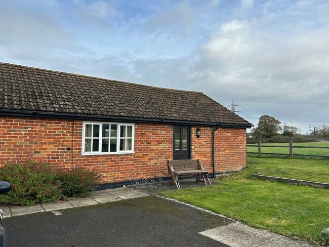 More details for The Coach House & The Shires, Woods Farm, Wokingham - Office to Rent