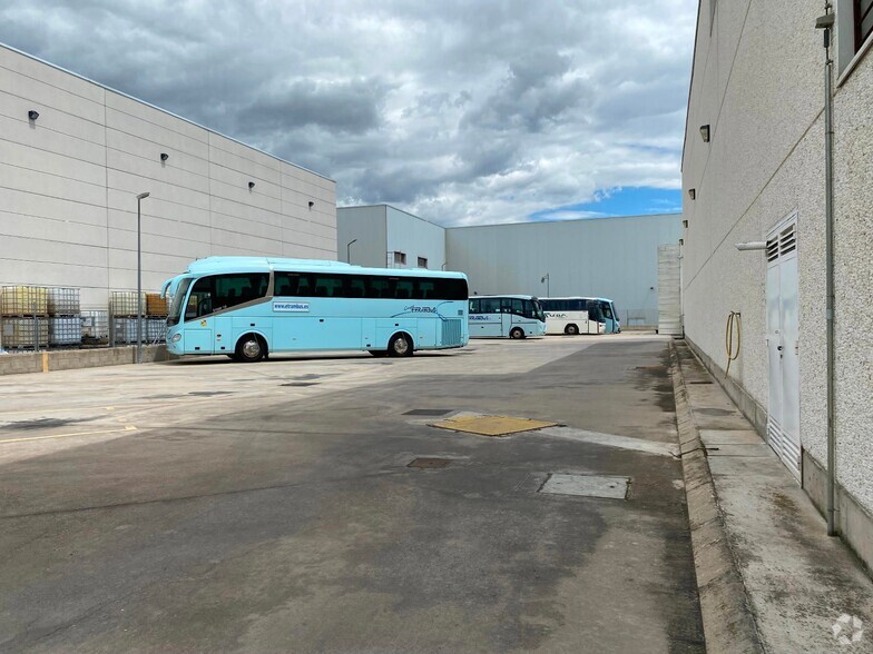 Industrial in Getafe, MAD for rent - Building Photo - Image 3 of 13