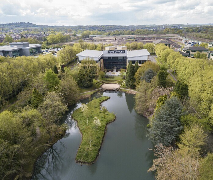 600 Lakeside Dr, Warrington to rent - Building Photo - Image 1 of 12
