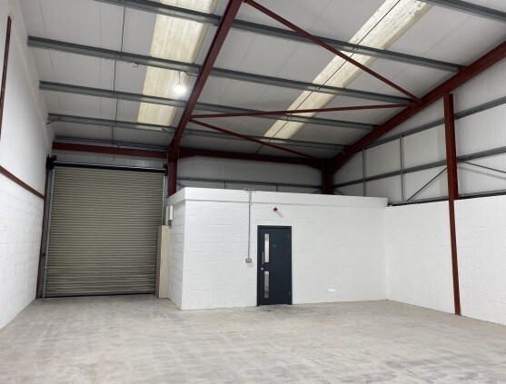 Estuary Ct, Newport to rent Interior Photo- Image 1 of 2