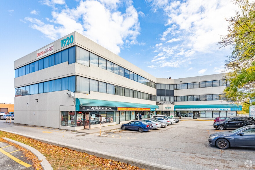 1920 Ellesmere Rd, Toronto, ON for sale - Primary Photo - Image 1 of 1