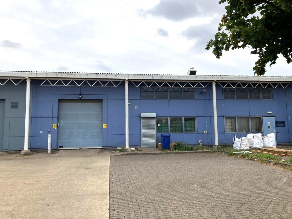 Rollesby Rd, King's Lynn to rent Building Photo- Image 1 of 2