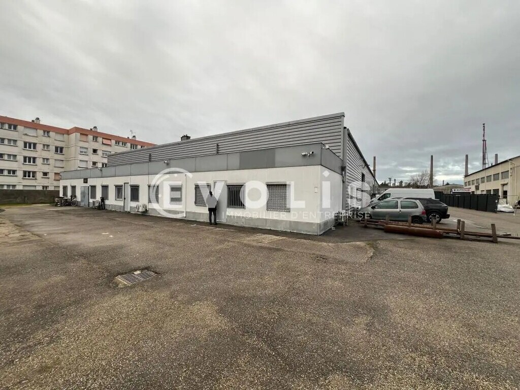 Location Local d'activités 1 025 m² - Photo 1