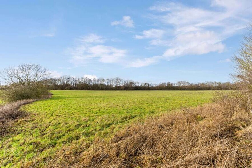 Northampton Rd, Brixworth for sale - Building Photo - Image 2 of 4