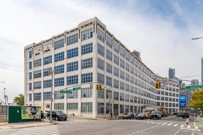 More details for 37-18 Northern Blvd, Long Island City, NY - Office to Rent