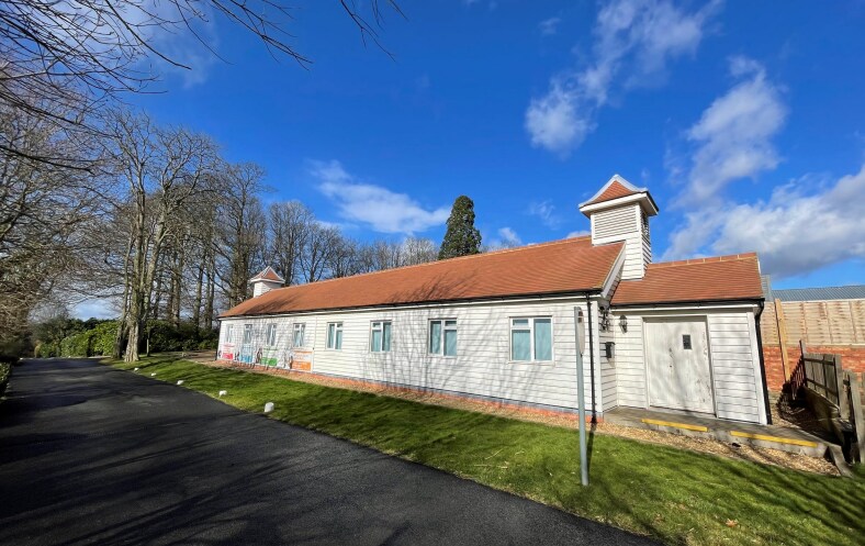 Langhurstwood Rd, Horsham for sale Primary Photo- Image 1 of 1