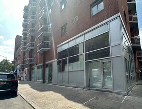 154 Bleecker St, New York, NY to rent Building Photo- Image 1 of 2
