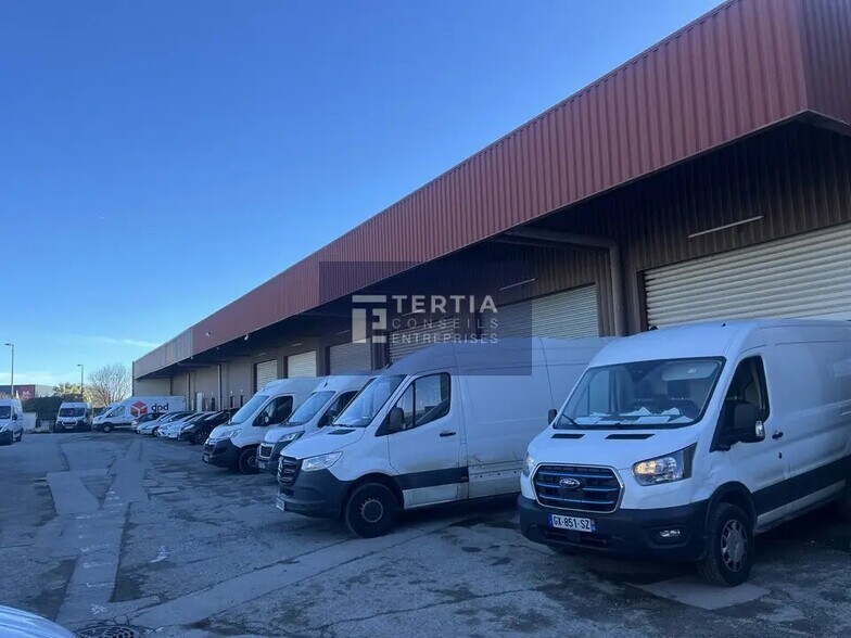 Office in Montpellier to rent - Building Photo - Image 2 of 10